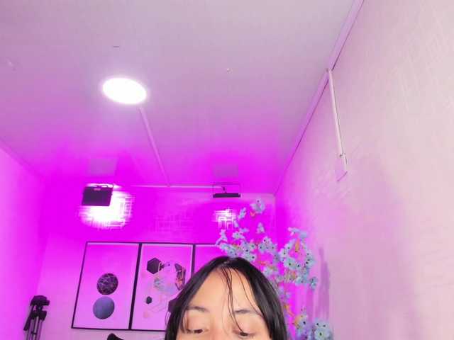 ary-gala live cam on BongaCams