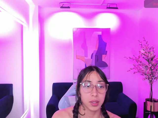 ary-gala live cam on BongaCams