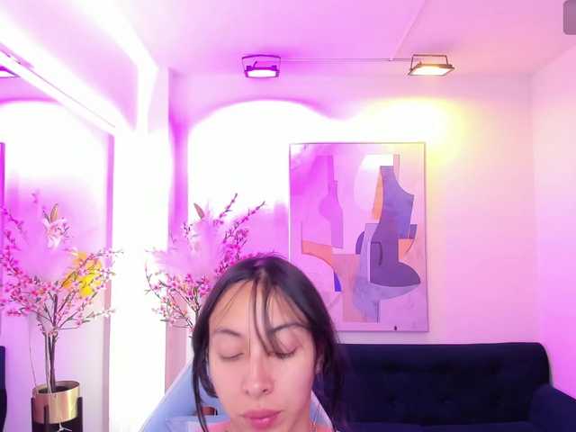 ary-gala live cam on BongaCams