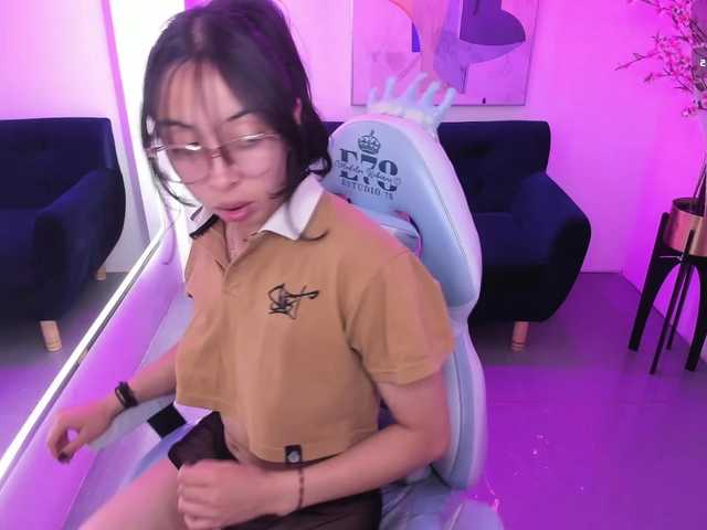 ary-gala live cam on BongaCams