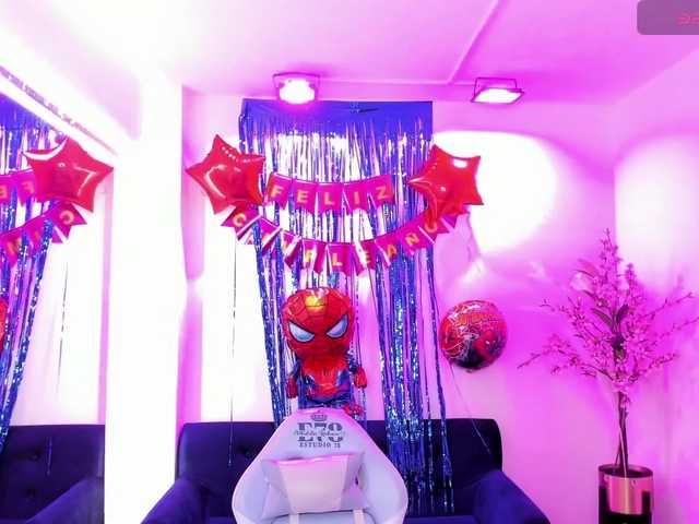 ary-gala live cam on BongaCams