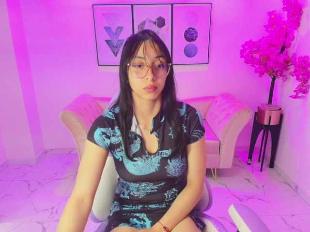 ary-gala live cam on BongaCams