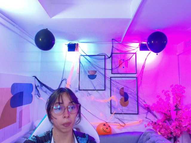 ary-gala live cam on BongaCams