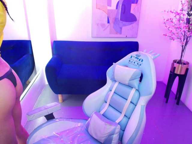 ary-gala live cam on BongaCams