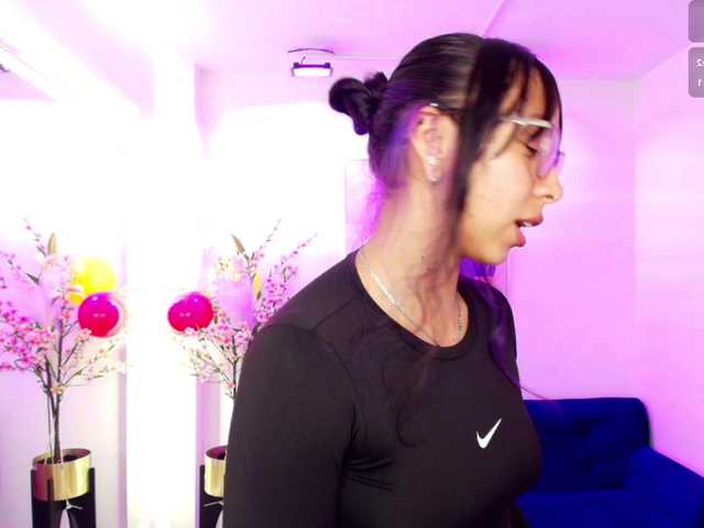ary-gala live cam on BongaCams