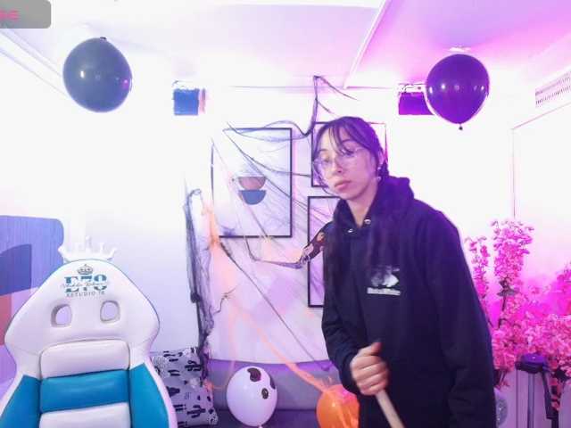 ary-gala live cam on BongaCams