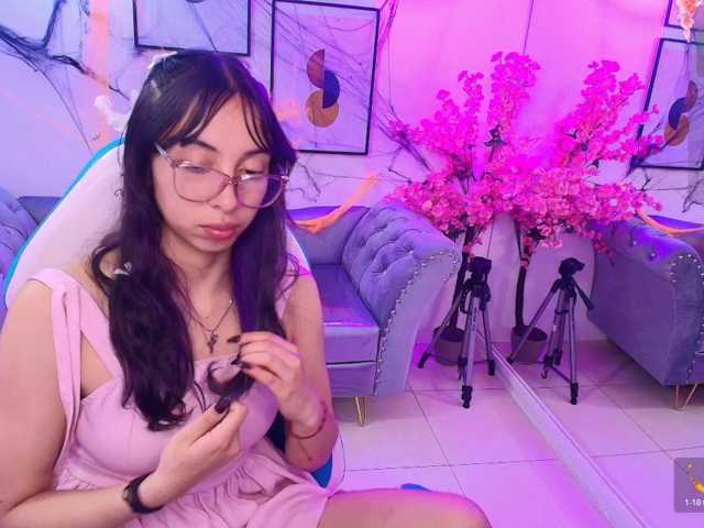ary-gala live cam on BongaCams