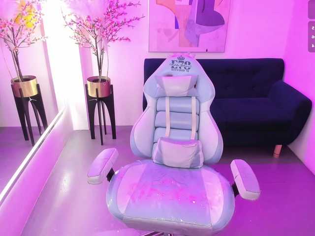 ary-gala live cam on BongaCams