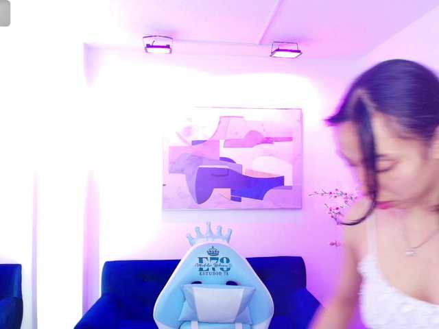 ary-gala live cam on BongaCams