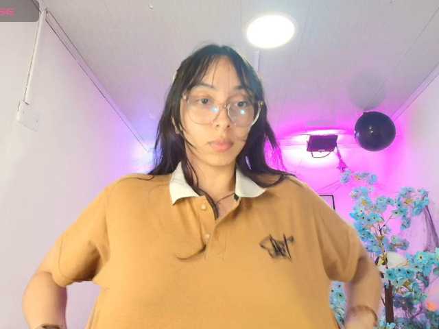 ary-gala live cam on BongaCams