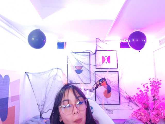 ary-gala live cam on BongaCams
