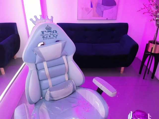 ary-gala live cam on BongaCams