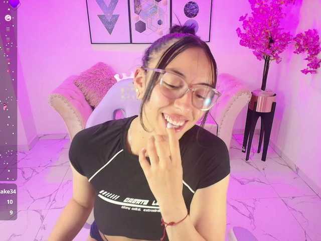 ary-gala live cam on BongaCams