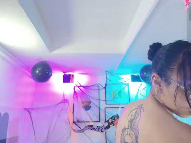 ary-gala live cam on BongaCams