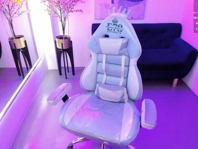 ary-gala live cam on BongaCams