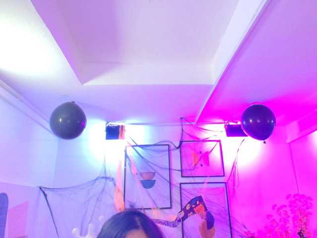 ary-gala live cam on BongaCams