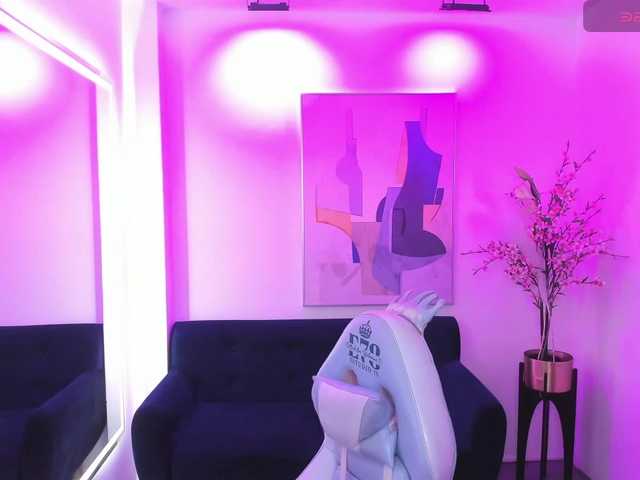 ary-gala live cam on BongaCams