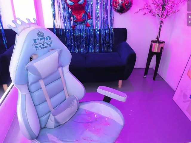 ary-gala live cam on BongaCams