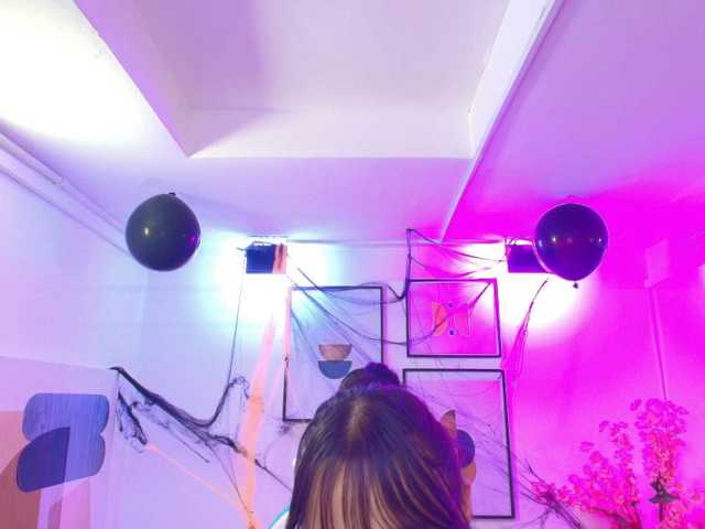 ary-gala live cam on BongaCams