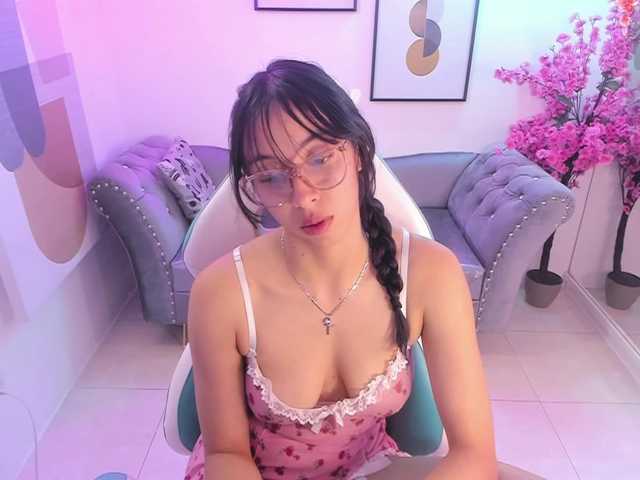 ary-gala live cam on BongaCams