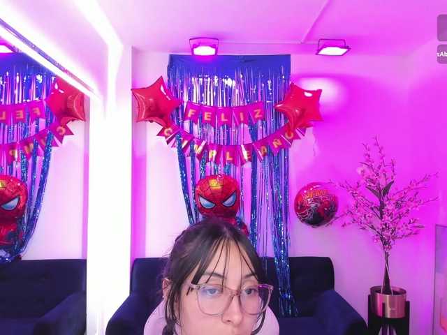 ary-gala live cam on BongaCams