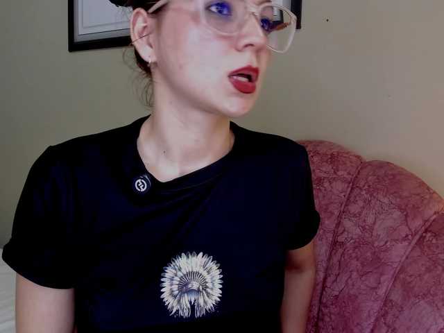 Julisinangel live cam on BongaCams