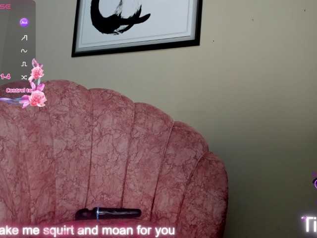 Julisinangel live cam on BongaCams