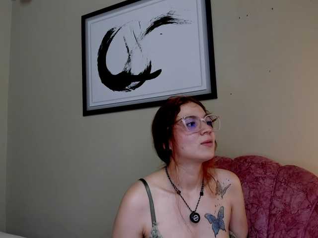Julisinangel live cam on BongaCams
