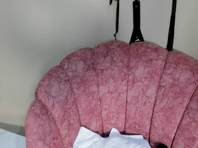 Julisinangel, en directo ahora en BongaCams