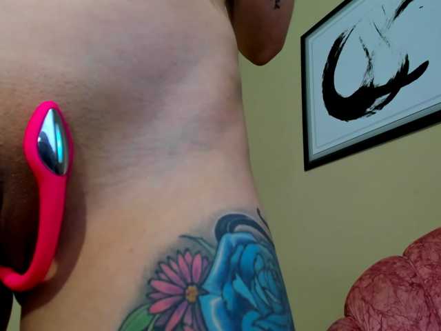 Julisinangel live cam on BongaCams