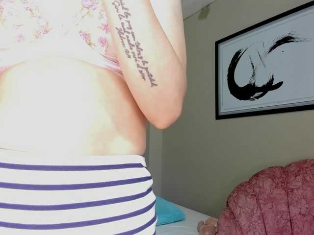 Julisinangel live cam on BongaCams