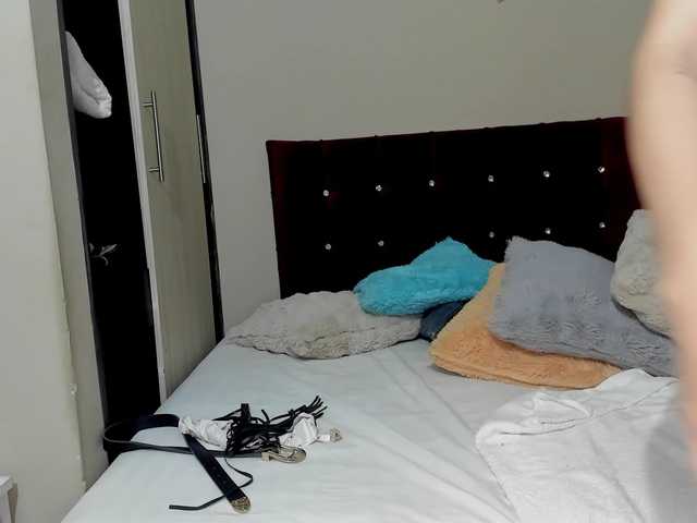 Julisinangel live cam on BongaCams
