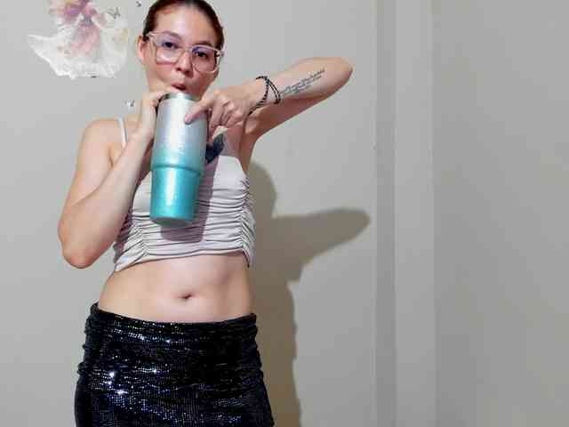 Julirose451 webcam