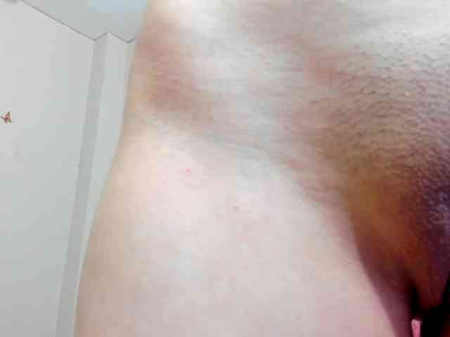Julirose451 webcam