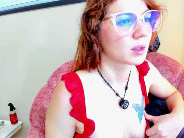 Julirose451 webcam