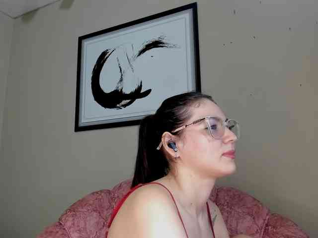 Julirose451 webcam