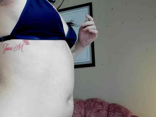 Julirose451 webcam