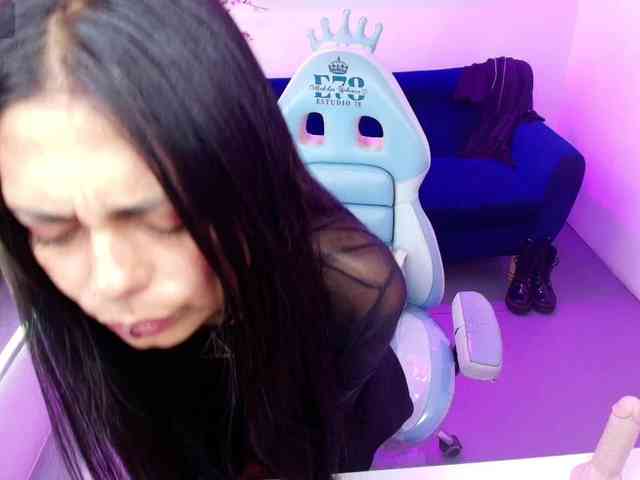 Hera-blake webcam