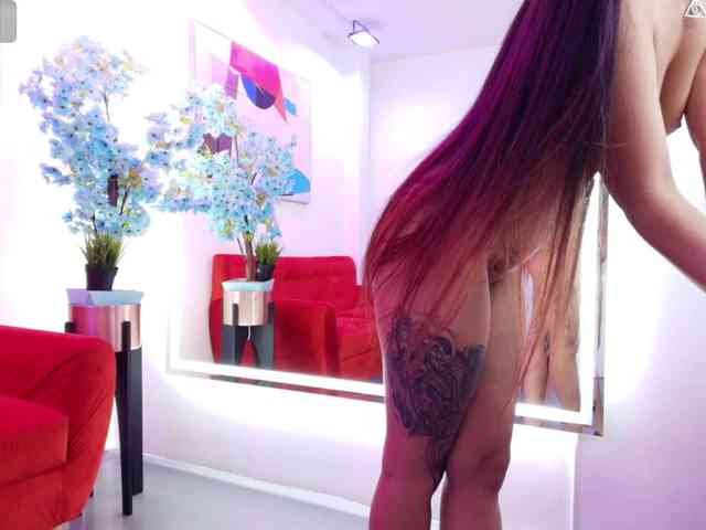 Hera-blake webcam