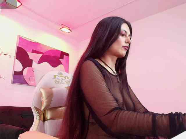 Hera-blake webcam
