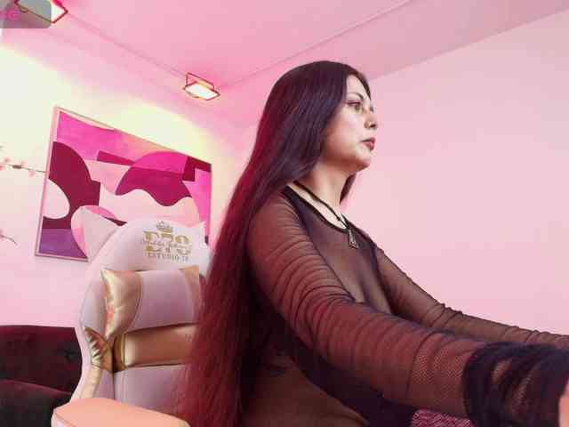 Hera-blake webcam