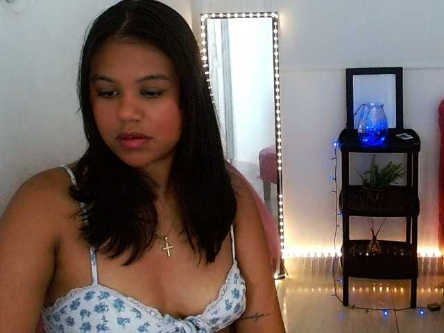 Shawnycarson live cam on BongaCams
