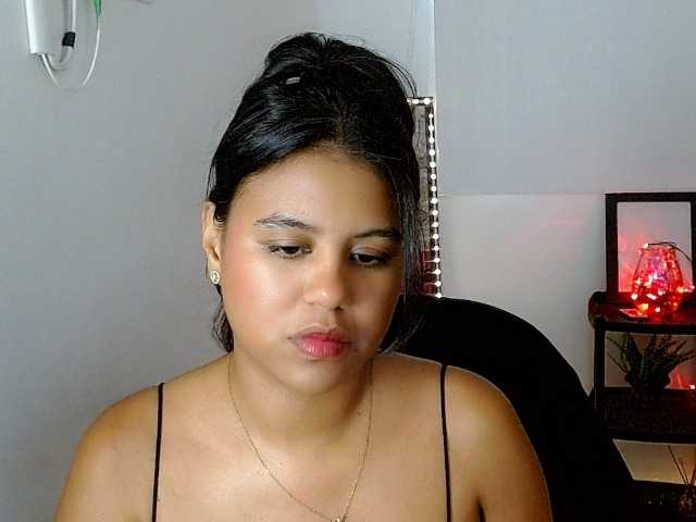Shawnycarson live cam on BongaCams