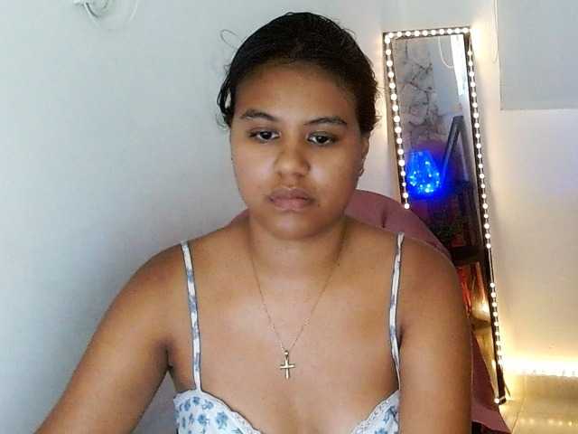 Shawnycarson live cam on BongaCams