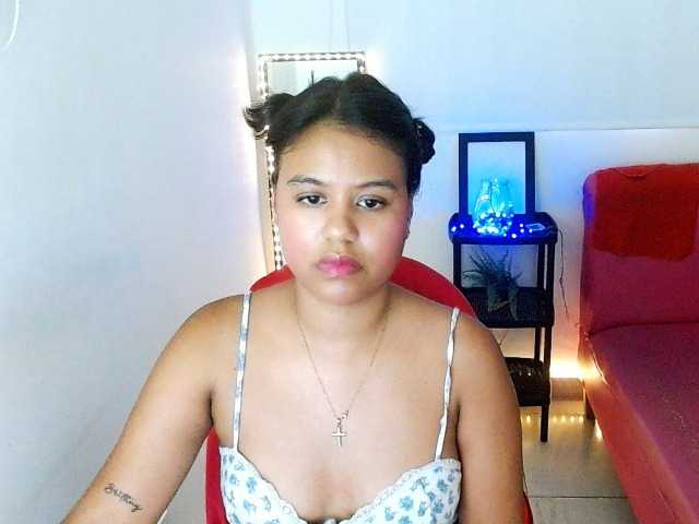 Shawnycarson live cam on BongaCams