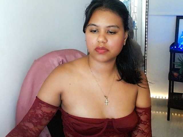 Shawnycarson live cam on BongaCams