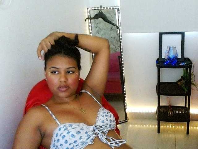 Shawnycarson live cam on BongaCams