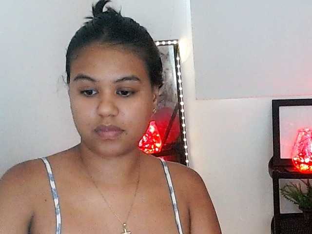 Shawnycarson live cam on BongaCams
