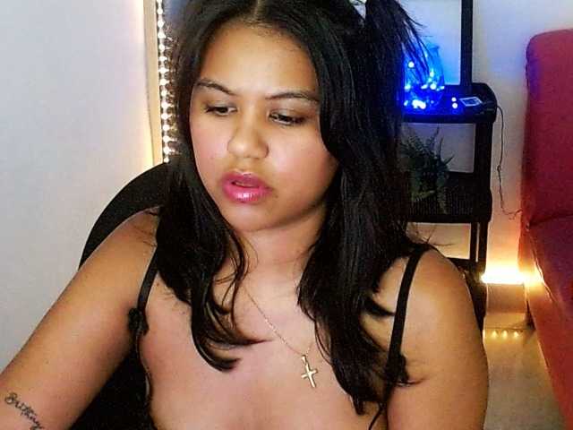 Shawnycarson live cam on BongaCams