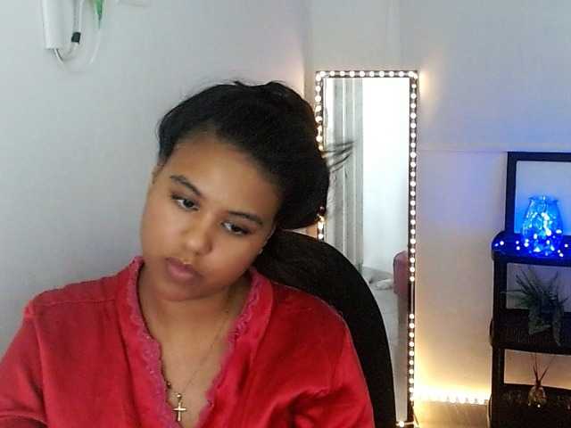 Shawnycarson live cam on BongaCams
